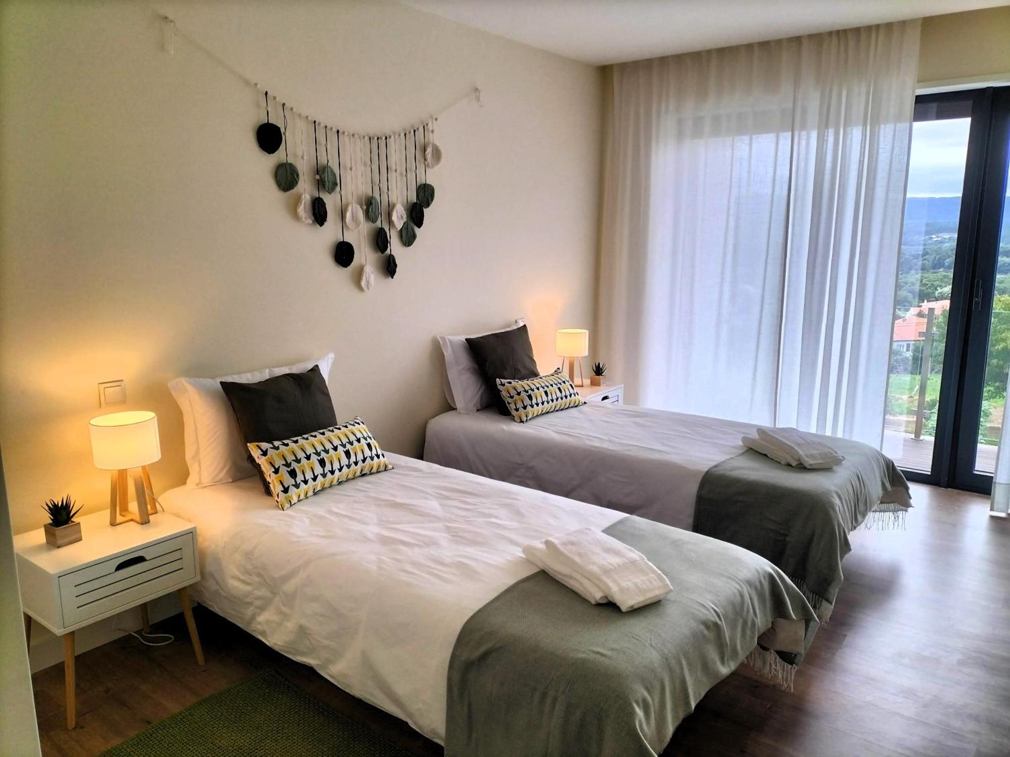 Amores Riverview - Your Scenic Getaway - Uchill *