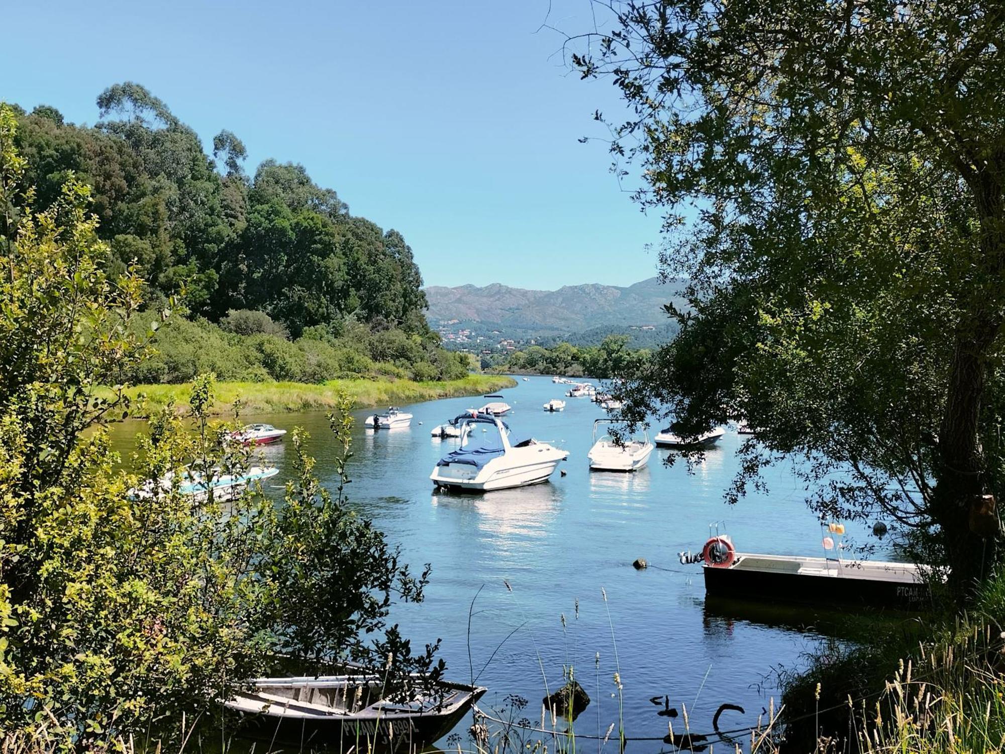 Villa Amores Riverview - Your Scenic Getaway - Uchill Vila Nova de Cerveira