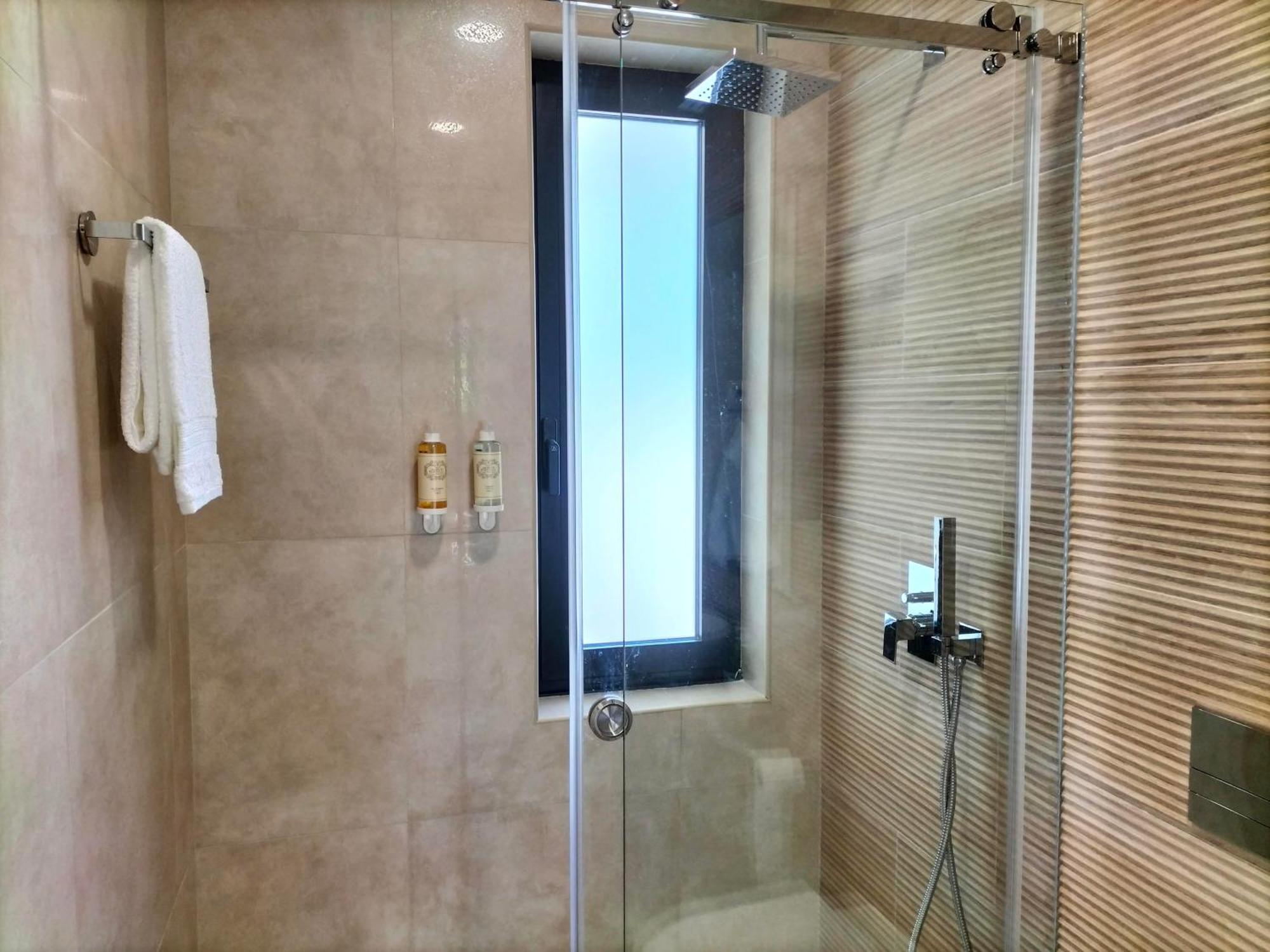 Villa Amores Riverview - Your Scenic Getaway - Uchill Vila Nova de Cerveira