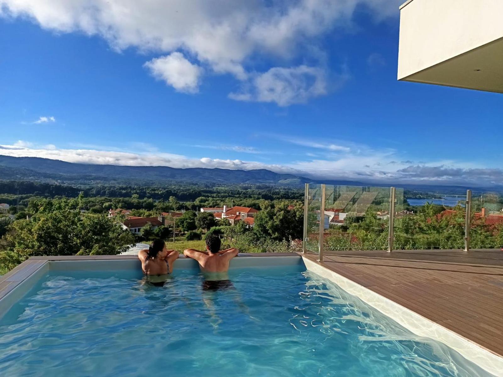 Amores Riverview - Your Scenic Getaway - Uchill Villa Vila Nova de Cerveira
