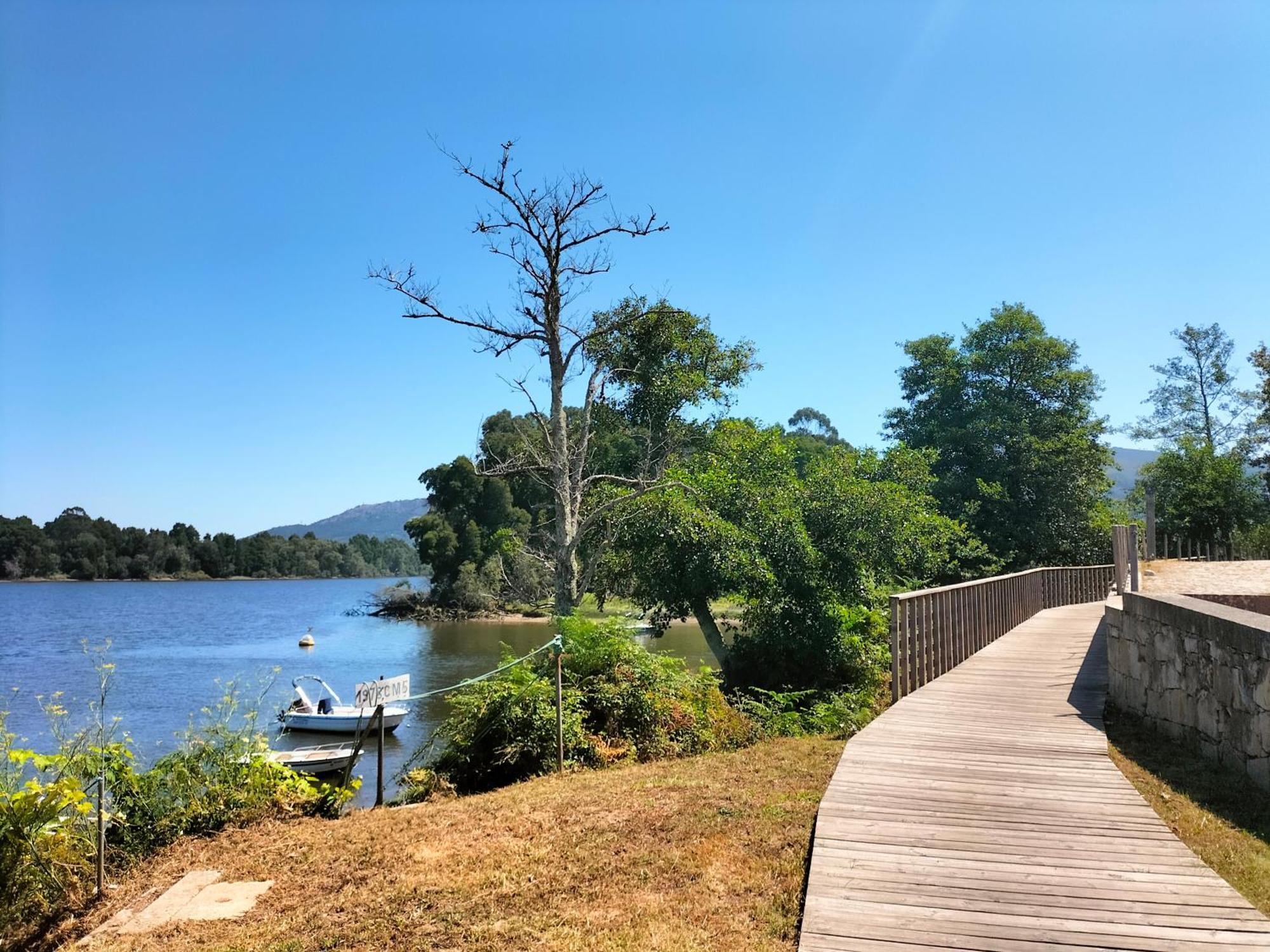 Villa Amores Riverview - Your Scenic Getaway - Uchill Vila Nova de Cerveira